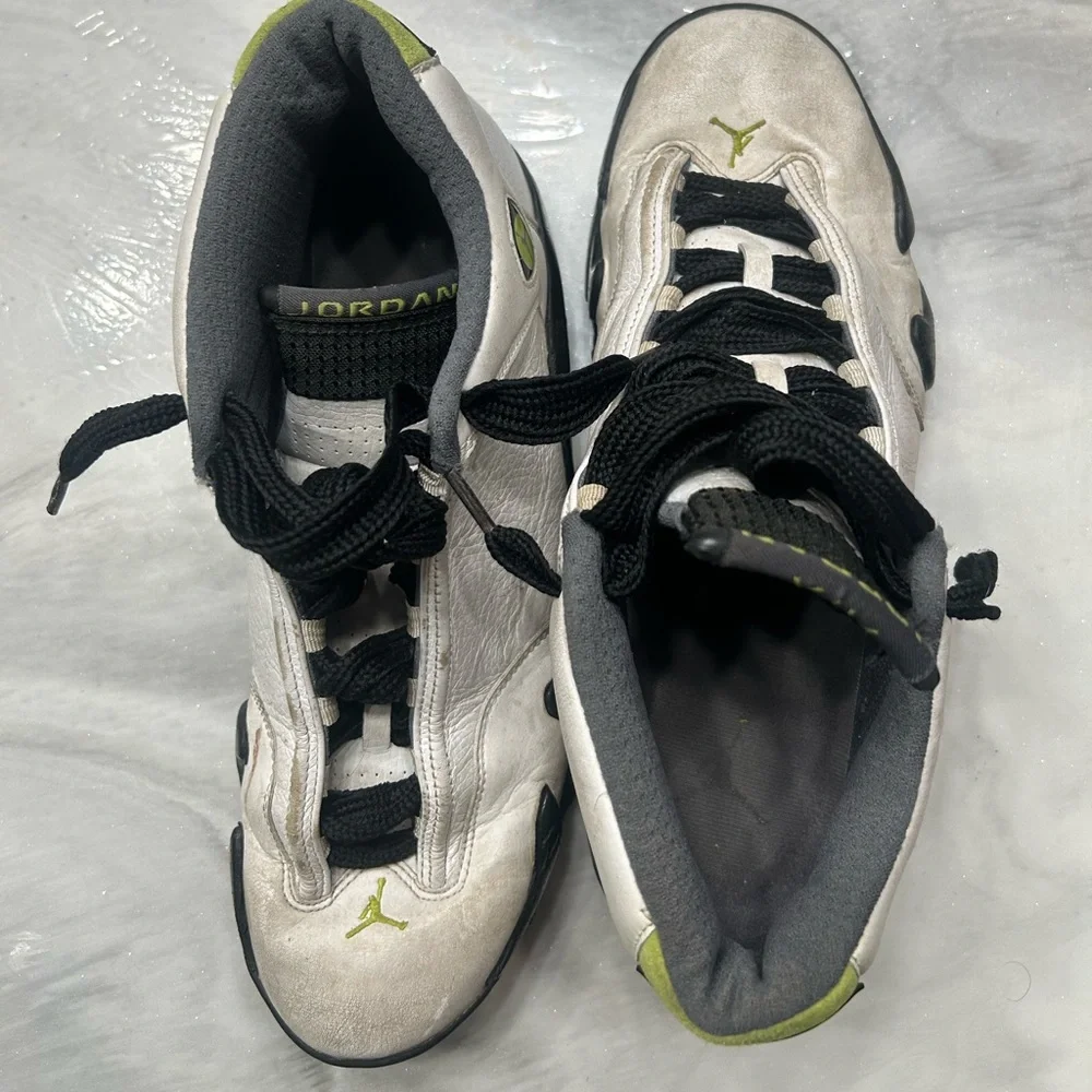 Retro Jordan 14s white chartreuse - Picture 3 of 7
